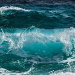 Що означає коли сниться море — емоції, підсвідомість